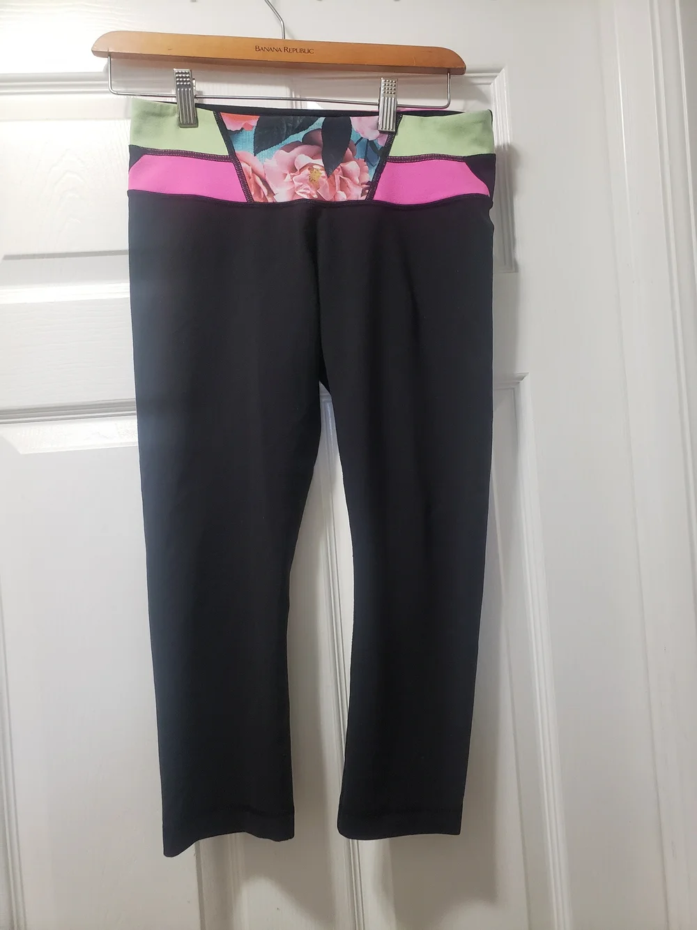 lululemon athletica Black Capri Leggings with Pink & Green Floral Waistband